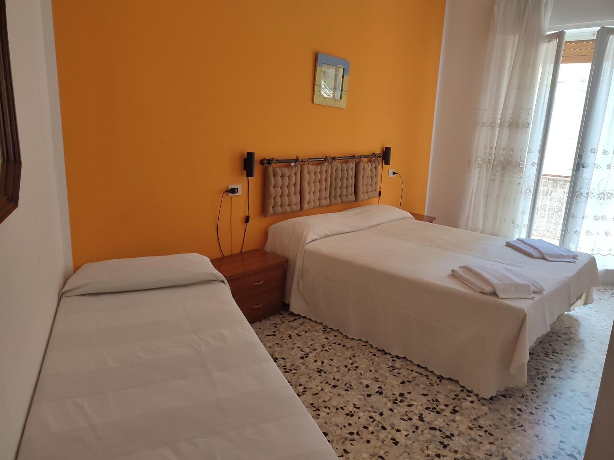 Nella Hotel 2*